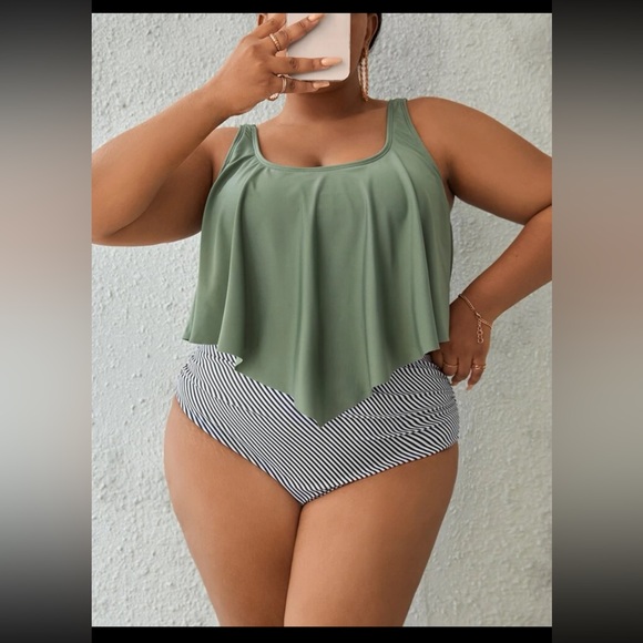 SHEIN Green and Stripped Tankini Swimsuit - Picture 1 of 4
